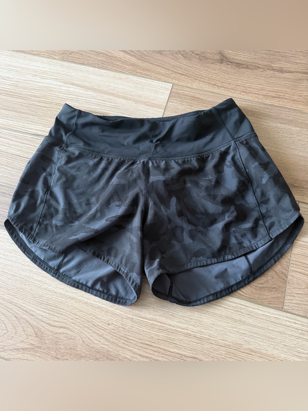 Lululemon Camo Speed Up Womens Shorts